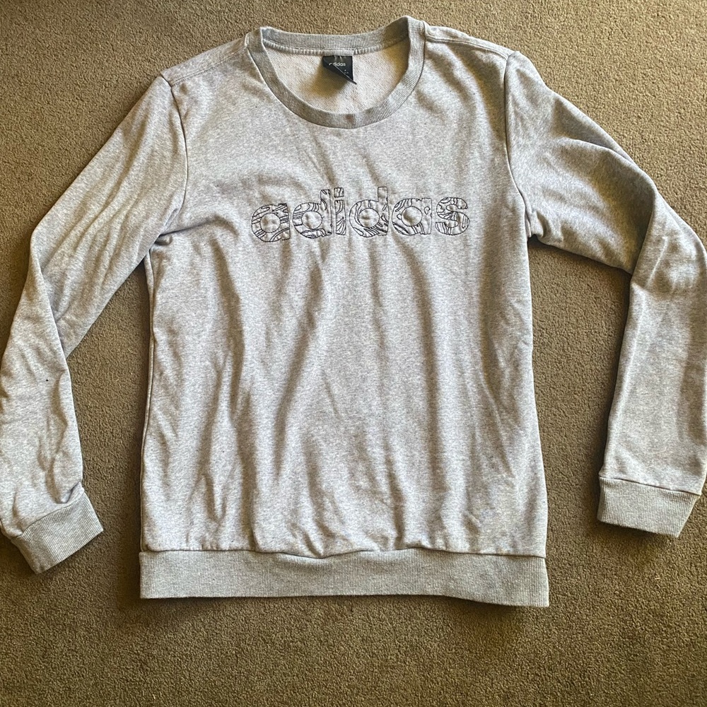 Women adidas long sleeve.